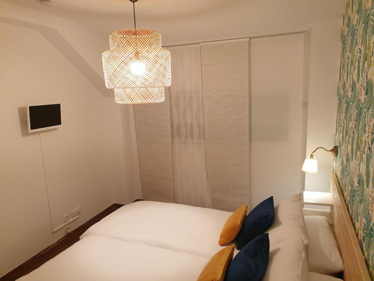 Jas Dou Felibrige Bed & Breakfast Puget-Ville ภายนอก รูปภาพ